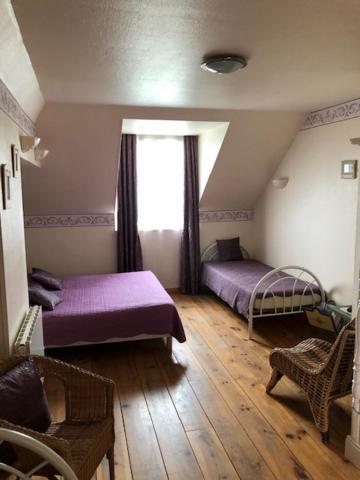 Hotel Les trois Cornets à Saint-Ouen-des-Champs Extérieur photo